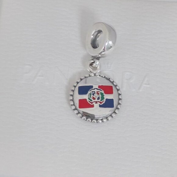Pandora Dominican Republic Flag Dangle Charm Travel Vacation Pendant S925 Silver - Picture 3 of 8
